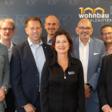 Die Fotowand wurde gern für Gruppenbilder genutzt